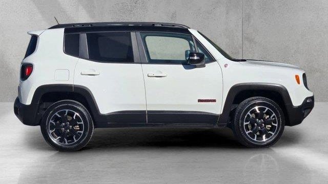 2023 Jeep Renegade Trailhawk