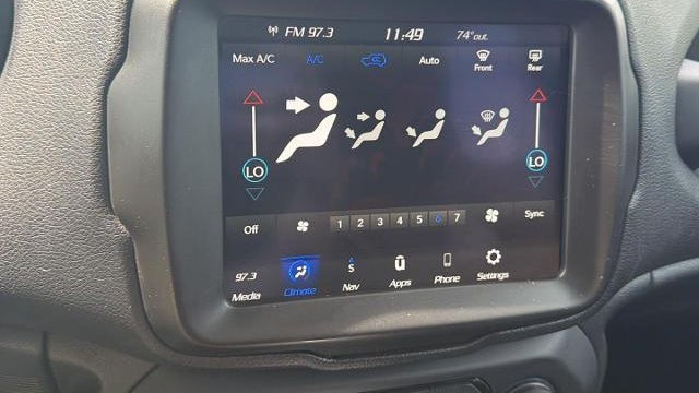 2023 Jeep Renegade Trailhawk