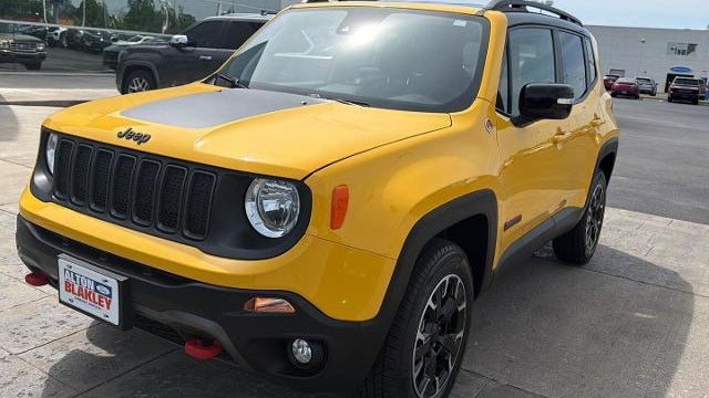 2023 Jeep Renegade Trailhawk