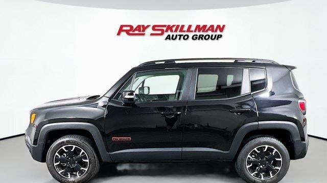 2023 Jeep Renegade Trailhawk