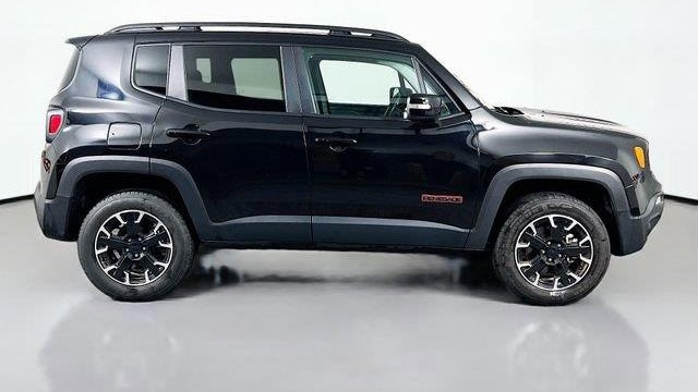 2023 Jeep Renegade Trailhawk
