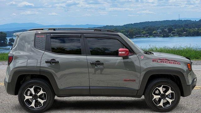 2021 Jeep Renegade Trailhawk