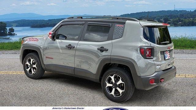 2021 Jeep Renegade Trailhawk