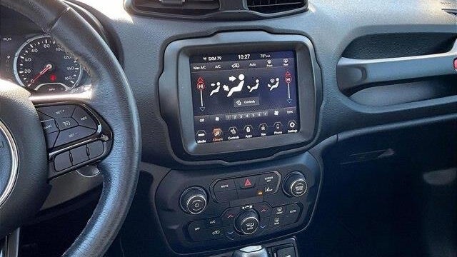 2022 Jeep Renegade Trailhawk