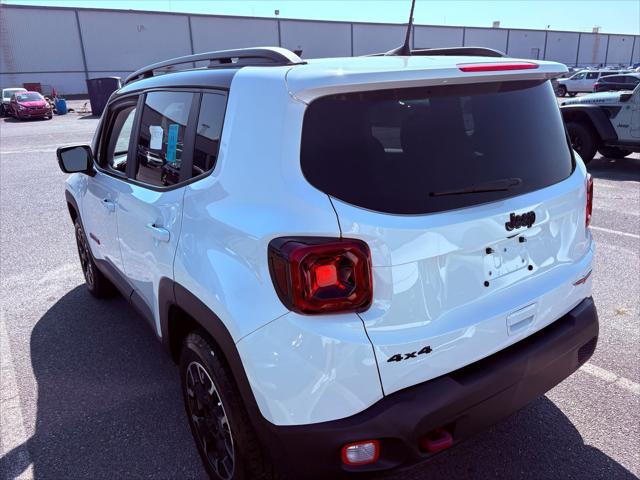 2023 Jeep Renegade - $22,000