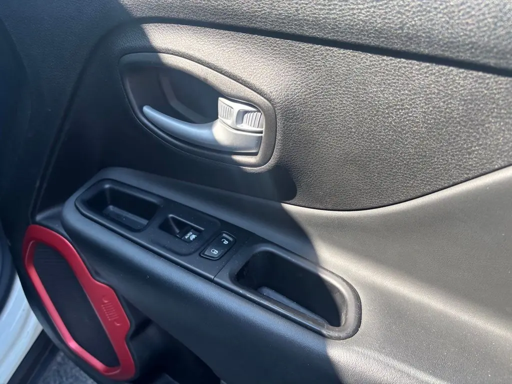 2023 Jeep Renegade - $17,690