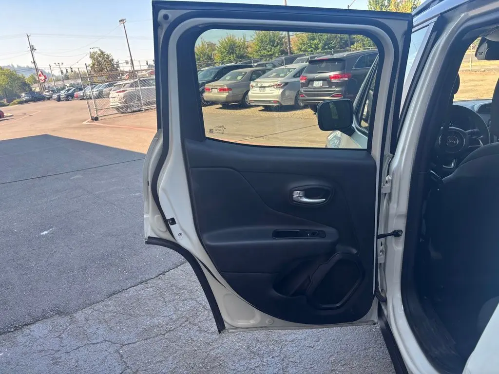 2023 Jeep Renegade - $17,690