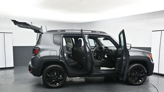 2022 Jeep Renegade Altitude