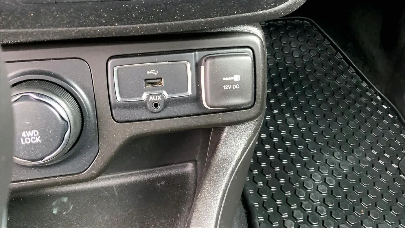 2023 Jeep Renegade Altitude