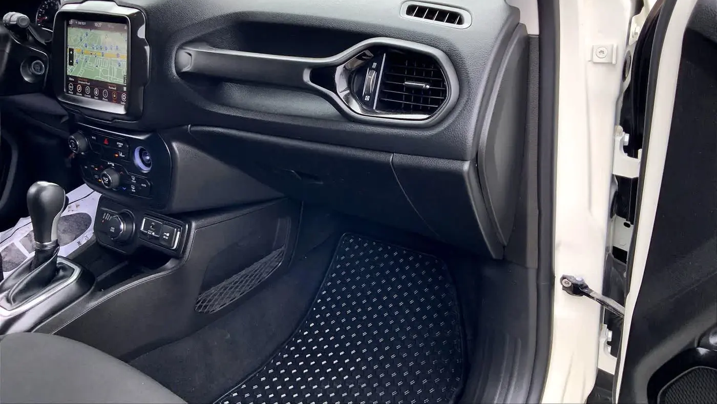 2023 Jeep Renegade Altitude