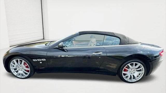 2012 Maserati GranTurismo Base