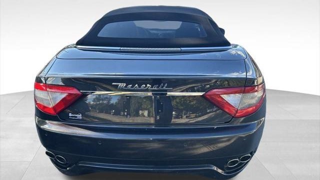 2015 Maserati GranTurismo Base