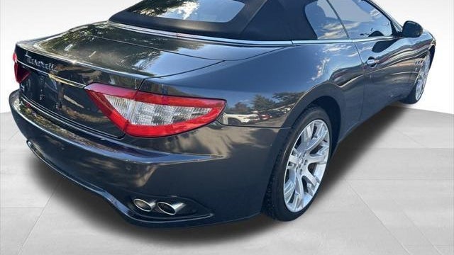 2015 Maserati GranTurismo Base