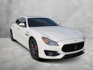 2022 Maserati Quattroporte with Bianco Exterior