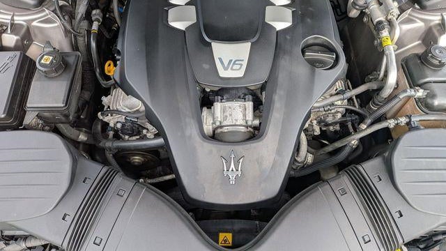 2016 Maserati Ghibli Base