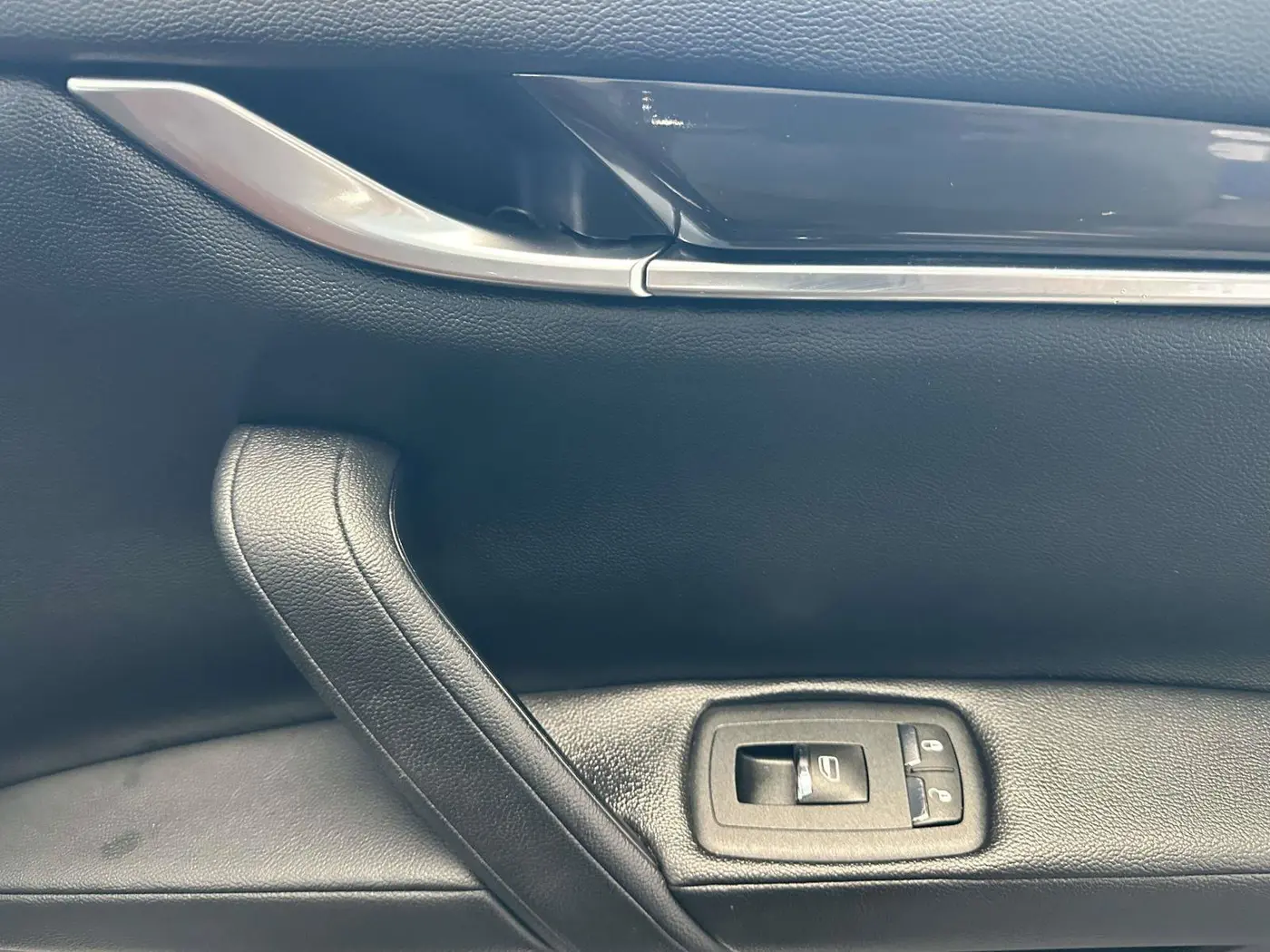2017 Maserati Ghibli - $16,500