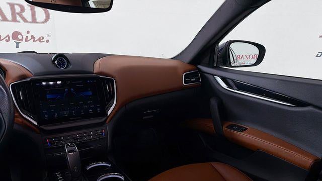 2023 Maserati Ghibli Modena Q4