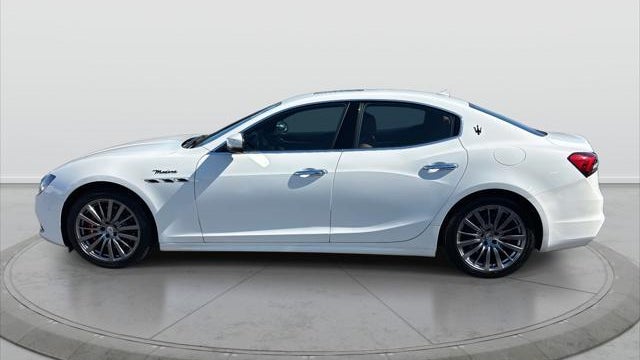 2022 Maserati Ghibli Modena Q4