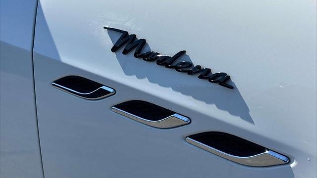 2022 Maserati Ghibli Modena Q4