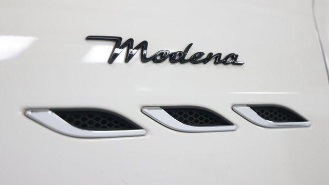 2022 Maserati Ghibli Modena Q4