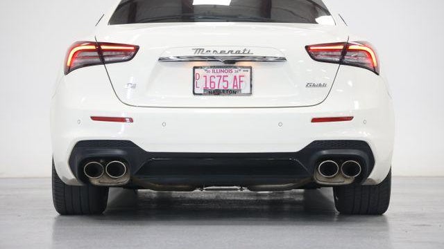 2022 Maserati Ghibli Modena Q4