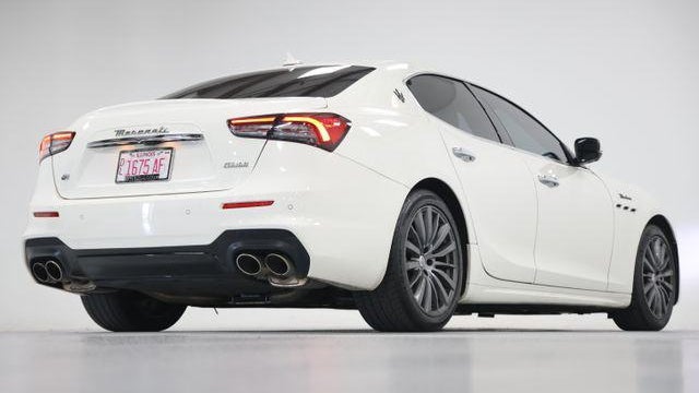 2022 Maserati Ghibli Modena Q4