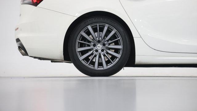2022 Maserati Ghibli Modena Q4