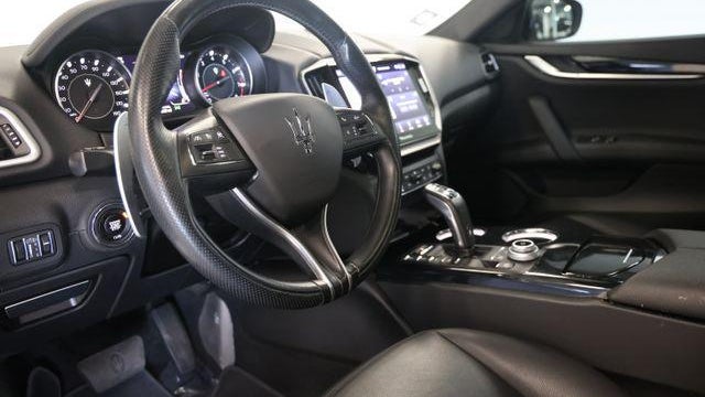 2022 Maserati Ghibli Modena Q4