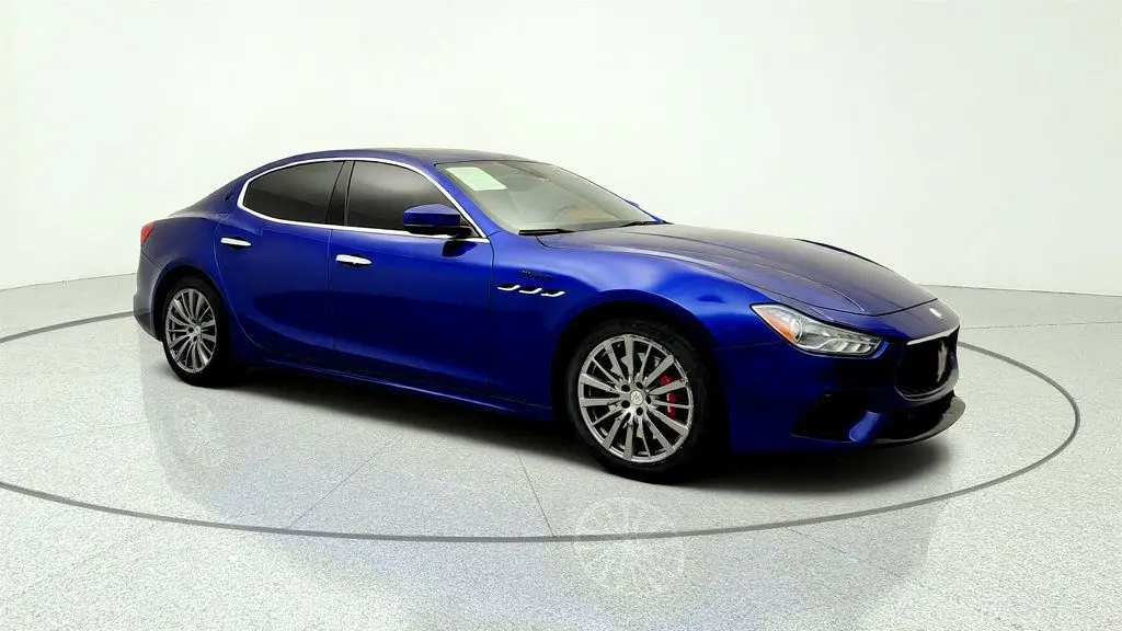 2022 Maserati Ghibli Modena Q4