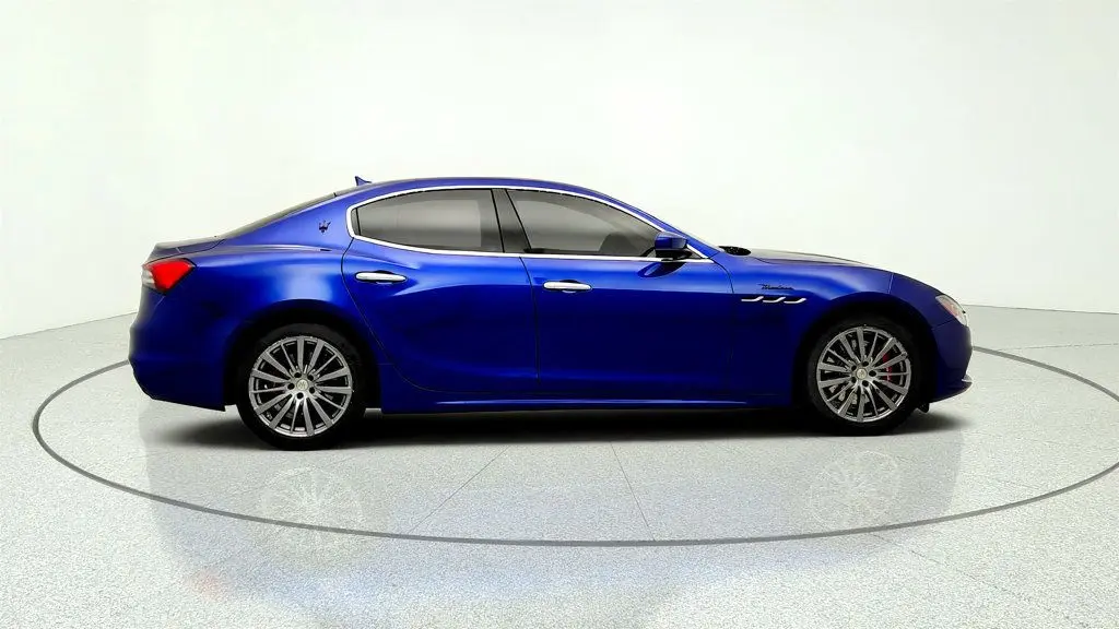 2022 Maserati Ghibli Modena Q4