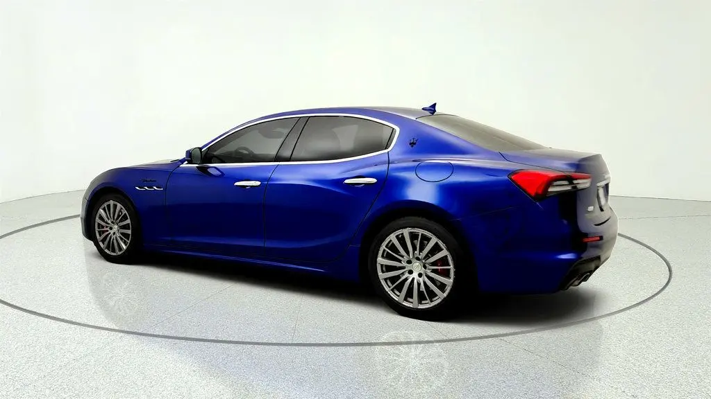 2022 Maserati Ghibli Modena Q4