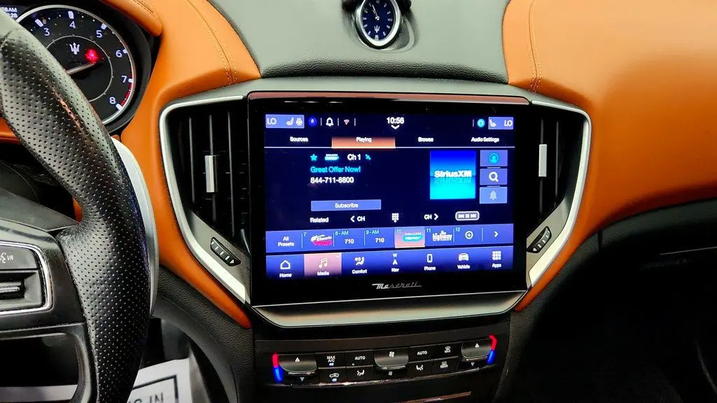 2022 Maserati Ghibli Modena Q4