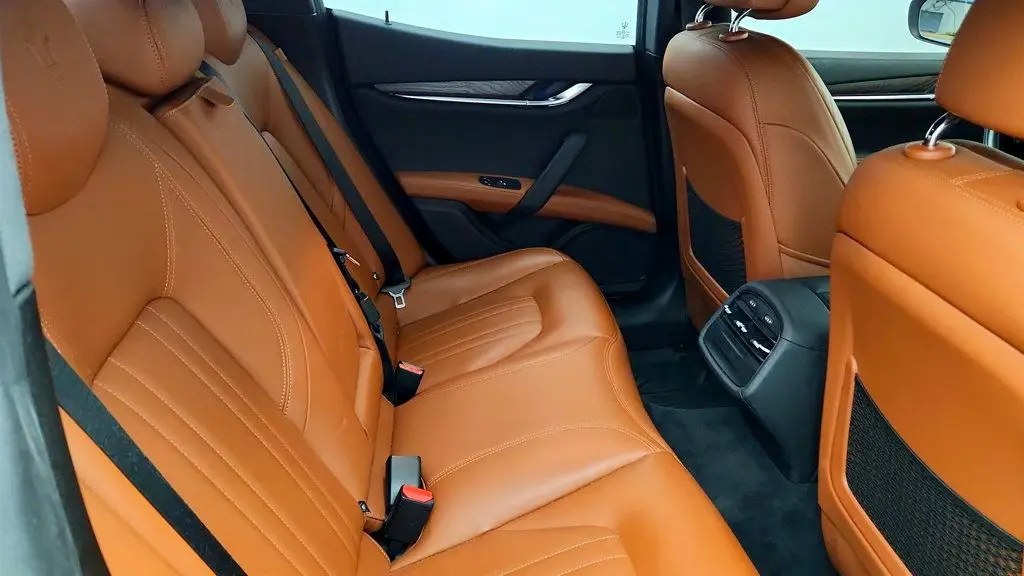 2022 Maserati Ghibli Modena Q4