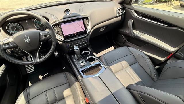 2023 Maserati Ghibli Modena Q4