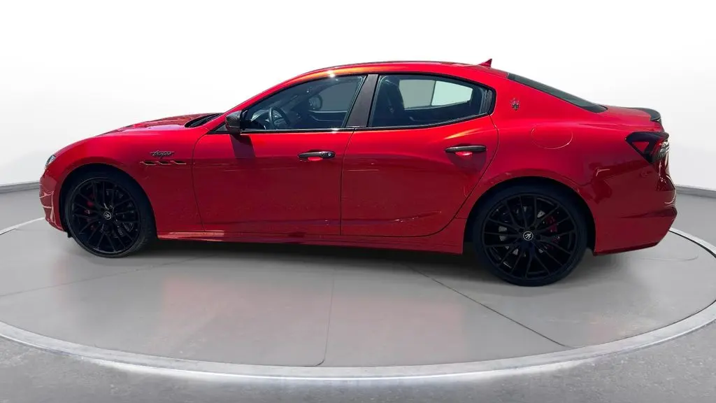 2022 Maserati Ghibli Trofeo