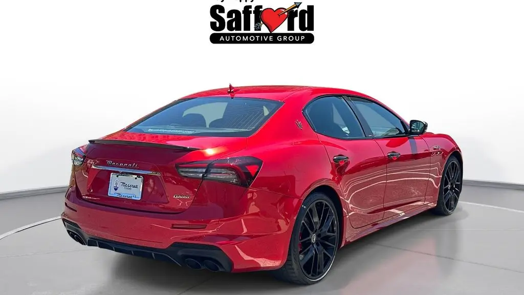 2022 Maserati Ghibli Trofeo