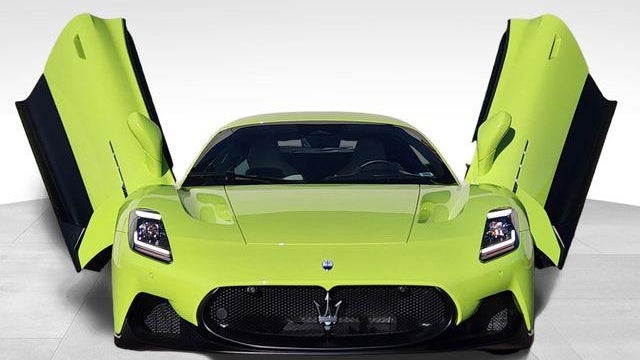2023 Maserati MC20 Base