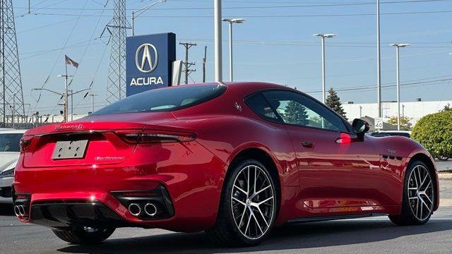 2024 Maserati GranTurismo Trofeo