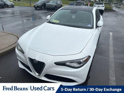 Photo of a 2018 Alfa Romeo Giulia AWD Base 4DR Sedan for sale