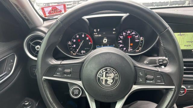2018 Alfa Romeo Giulia Base