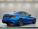 2018 Giulia Thumbnail 4