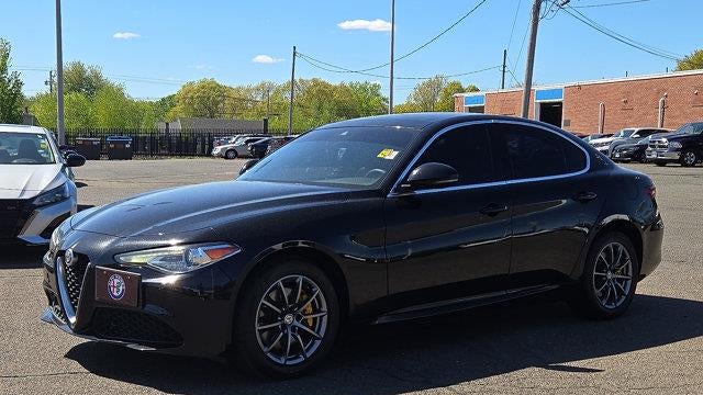 2018 Alfa Romeo Giulia Base