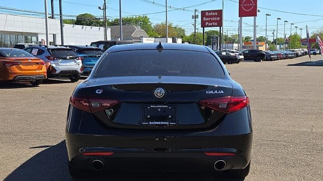 2018 Alfa Romeo Giulia Base
