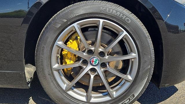 2018 Alfa Romeo Giulia Base