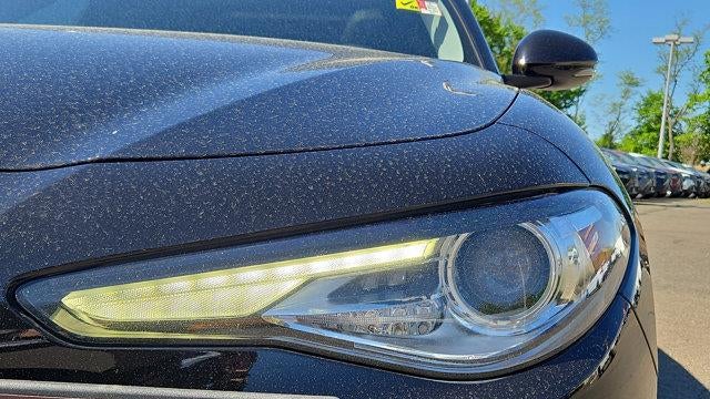 2018 Alfa Romeo Giulia Base