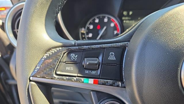 2018 Alfa Romeo Giulia Base