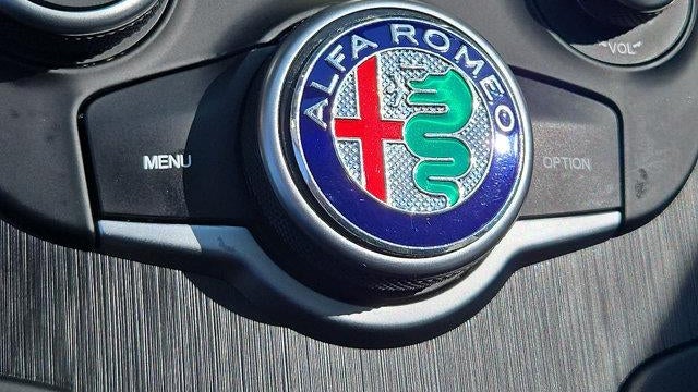 2018 Alfa Romeo Giulia Base