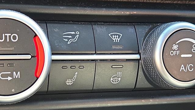 2018 Alfa Romeo Giulia Base