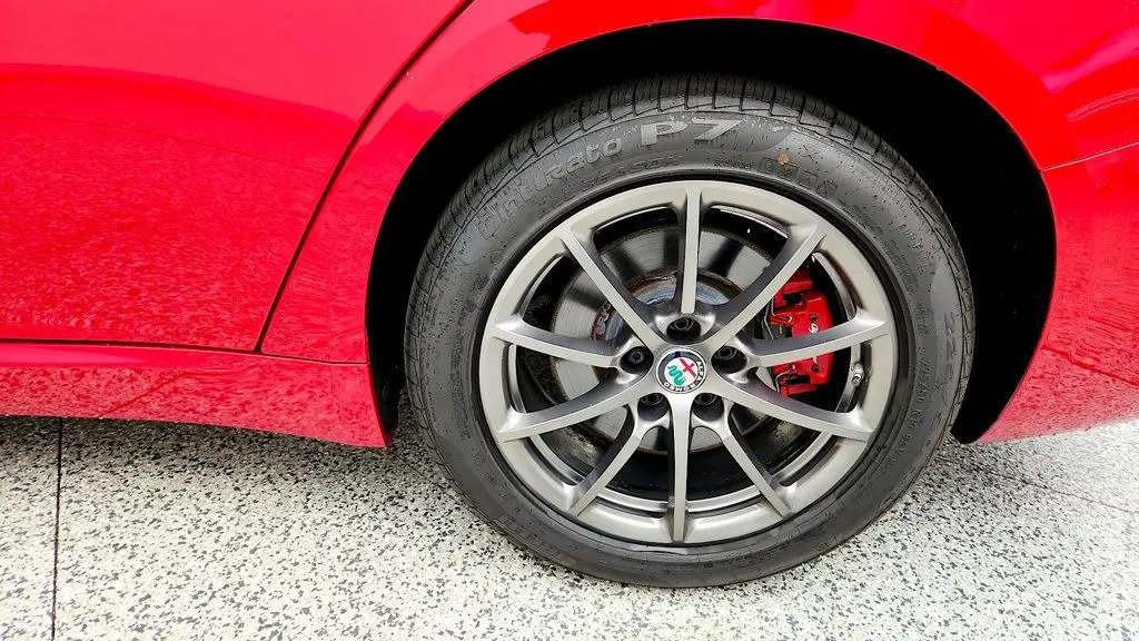2018 Alfa Romeo Giulia - $16,995