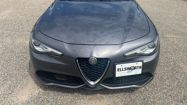 2017 Alfa Romeo Giulia Ti